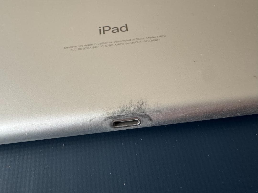 ジャンク品】iPad Pro 12.9インチ 第2世代 256GB