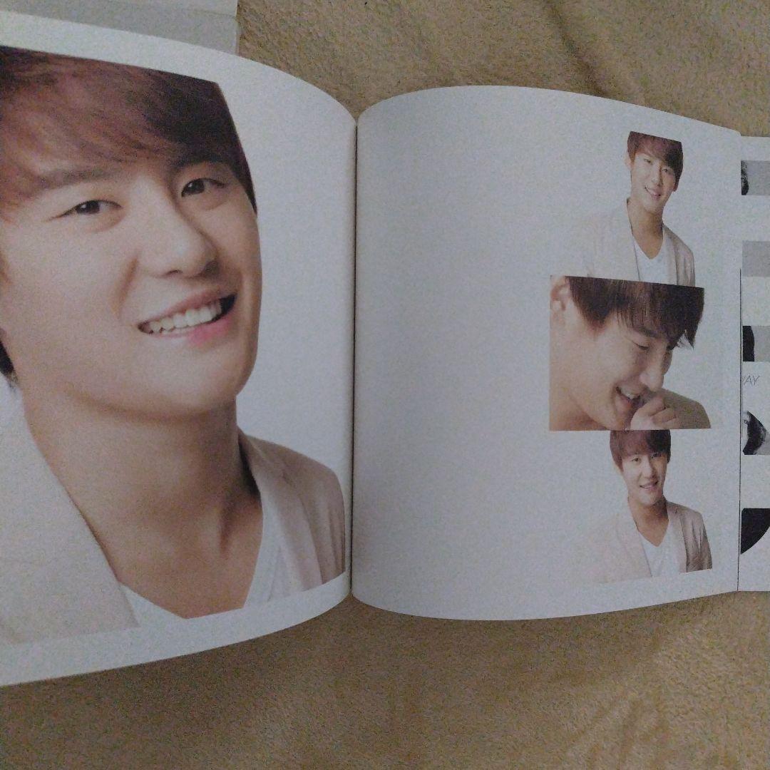 非売品　JYJ NATURE REPUBLIC サイン入　カレンダー 写真集