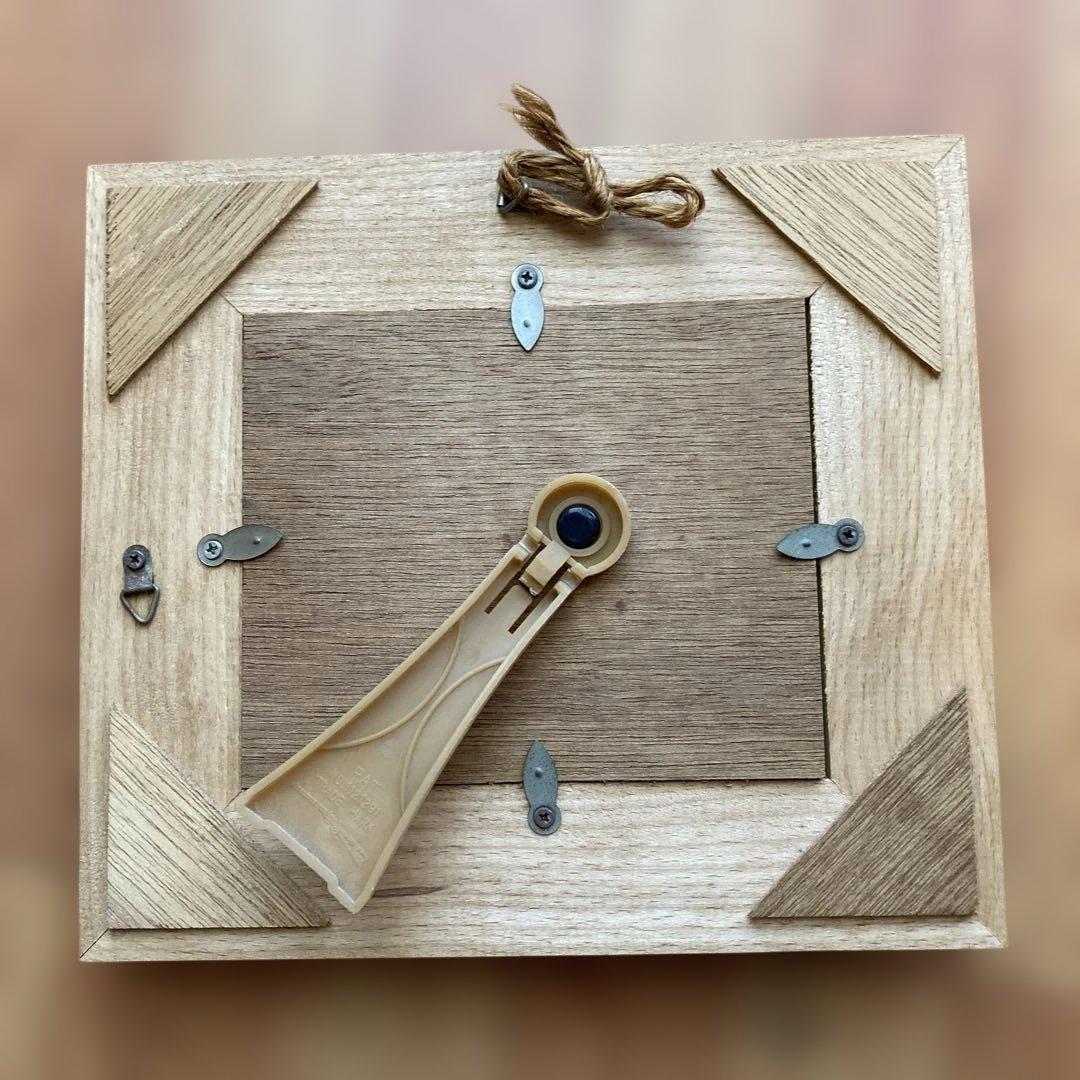 七宝焼きヒグチユウコ猫の壁掛け