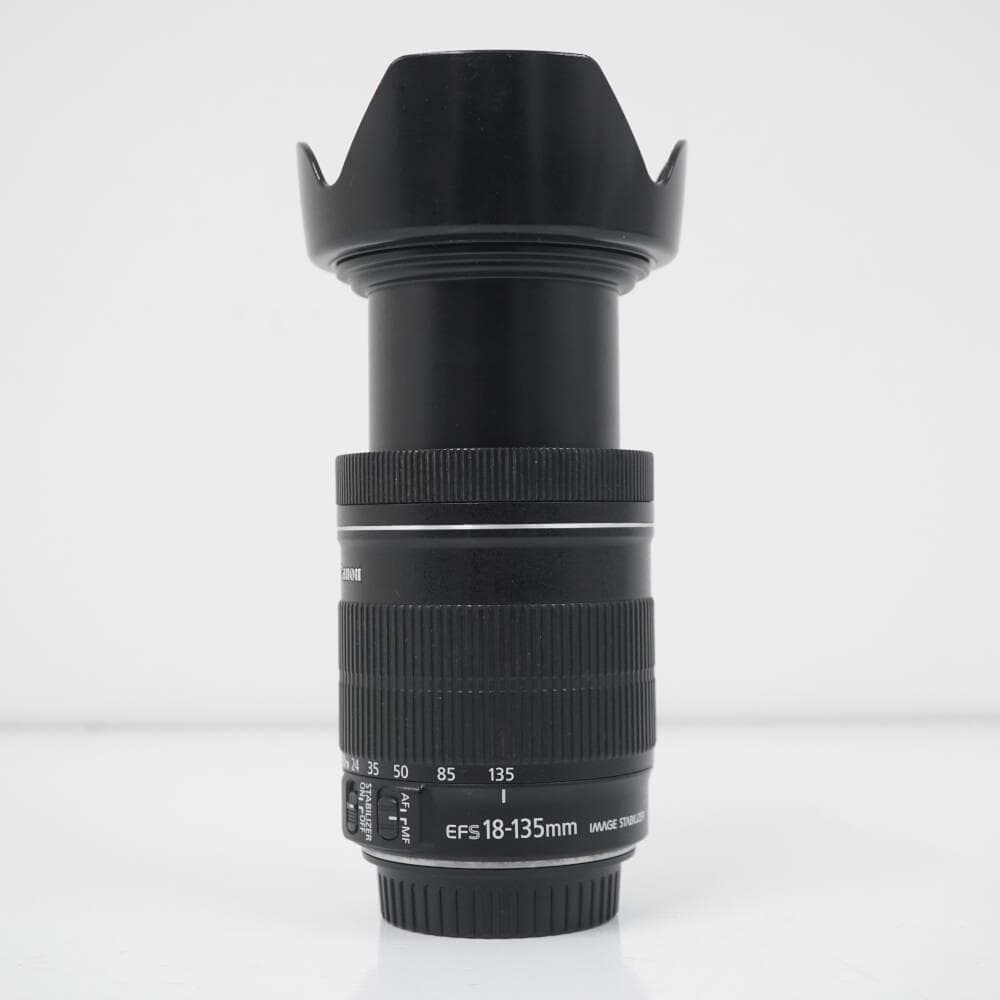 Canon EF-S18-135mm F3.5-5.6 IS USED品【難有】