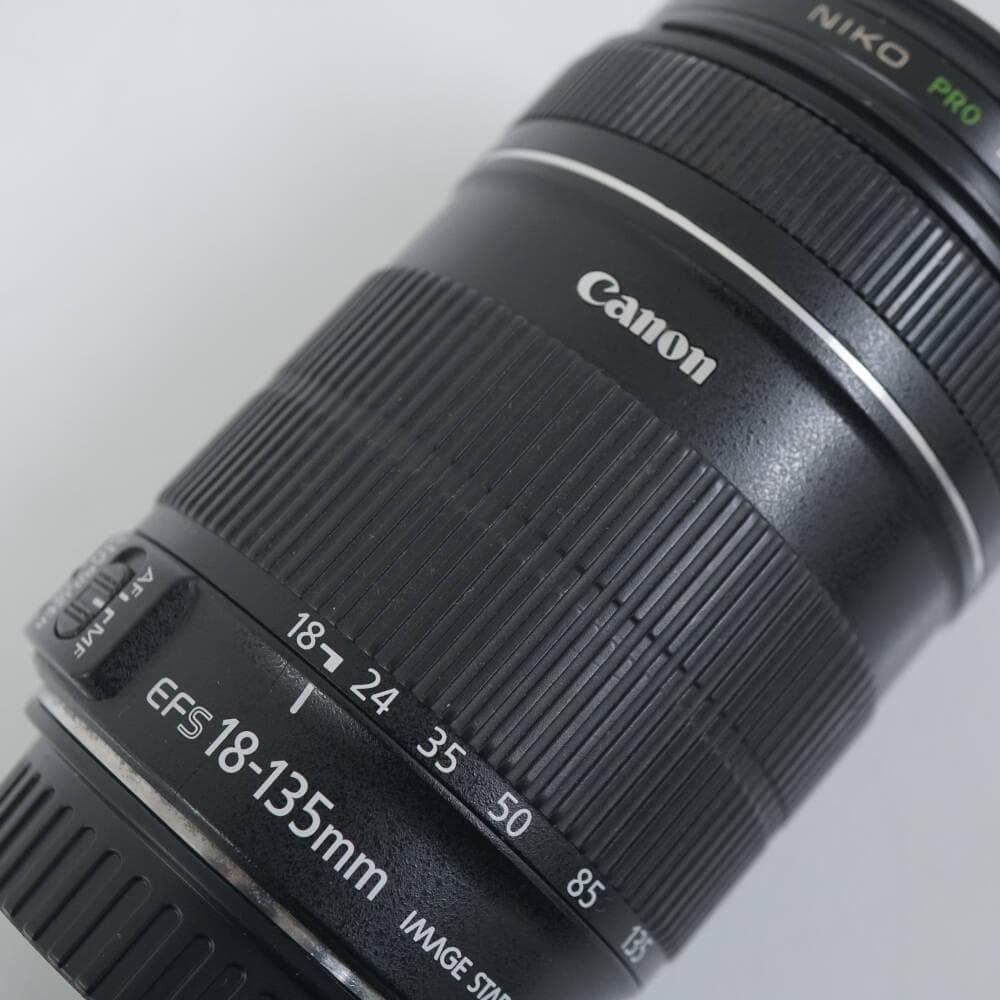 Canon EF-S18-135mm F3.5-5.6 IS USED品【難有】
