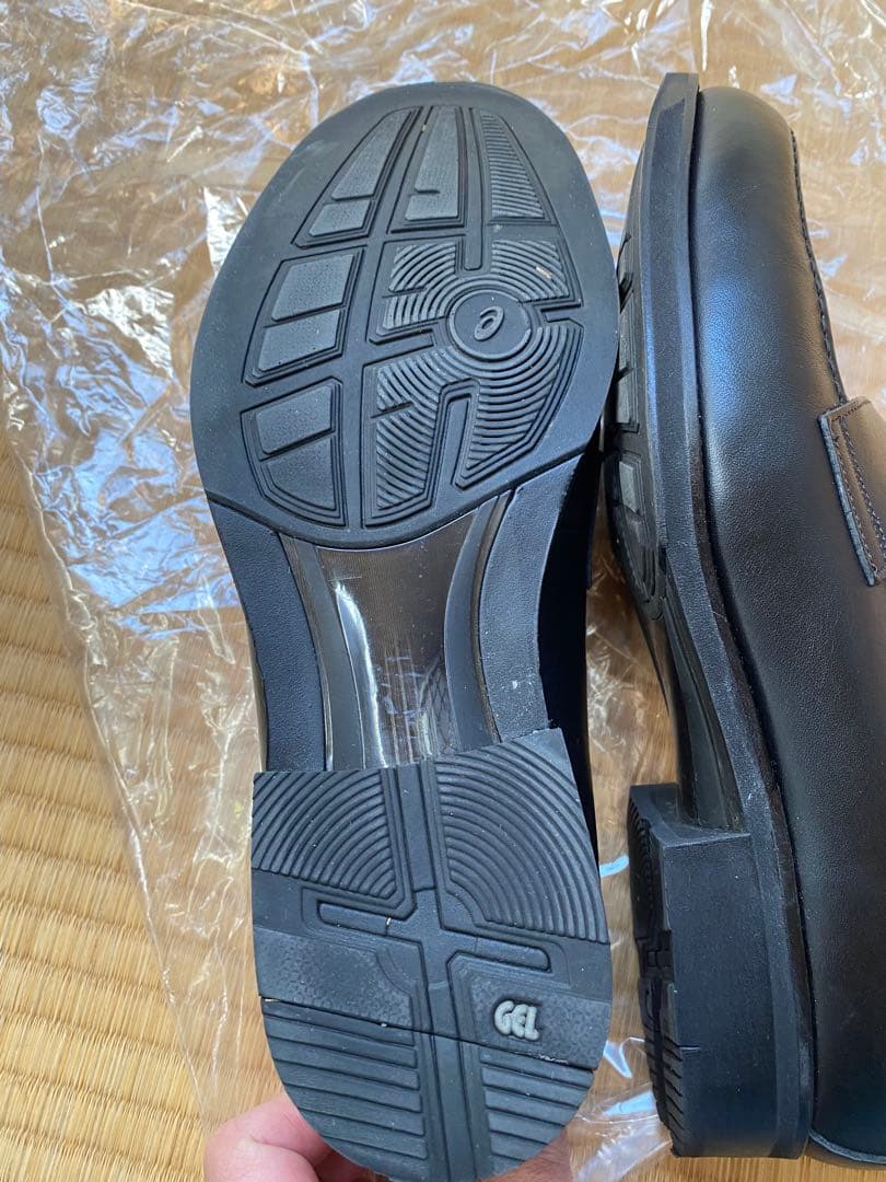 ASICS Runwalk 1231A225 25EEE 美品 定価3.96万 - メルカリ