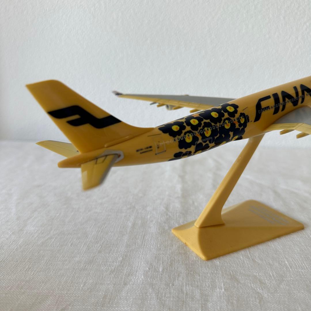 レア・機内限定】マリメッコ フィンエアー A340 模型 - メルカリ