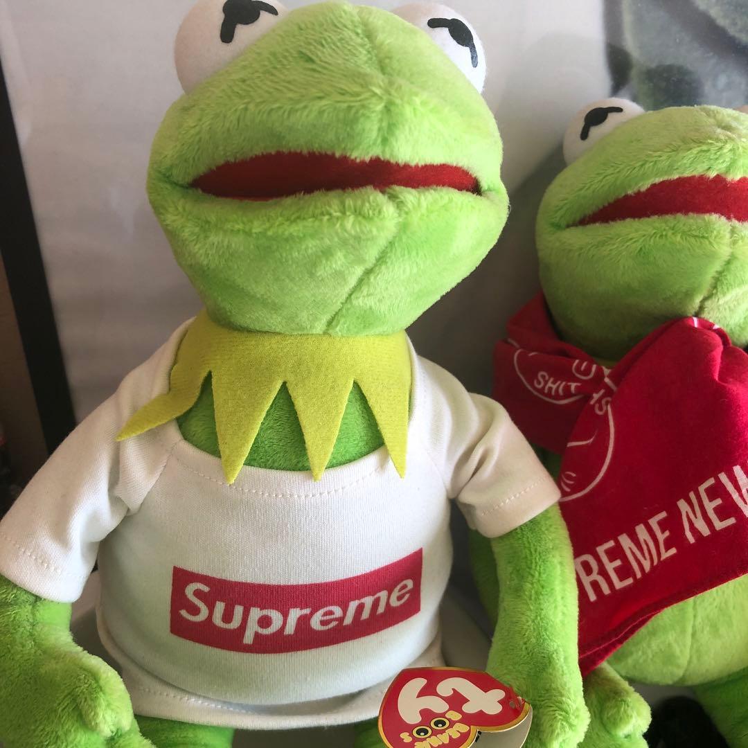 kawa 様Supreme♡Kermit コラボ カーミットレア ボックスロゴ - メルカリ