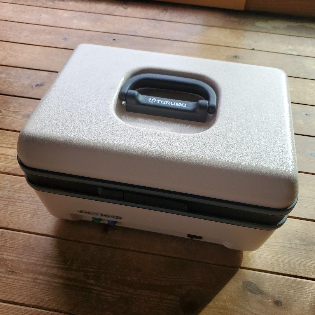 腹膜透析加温器 テルモ キャップディール加温器 - メルカリ