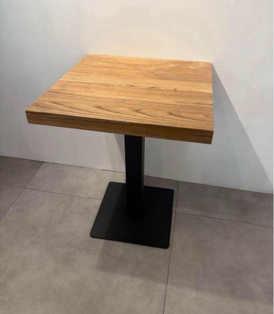 ⭐︎M⭐︎　カフェ倒産品！ナチュラルウッド正方形テーブル① 2dfec09975ee474b36cc2ca4f4d71a