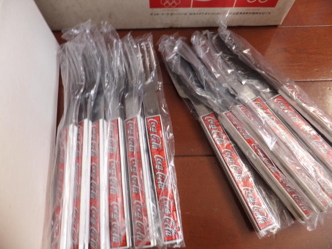 コカコーラ ヴィンテージ1980年モスクワオリンピック - メルカリ