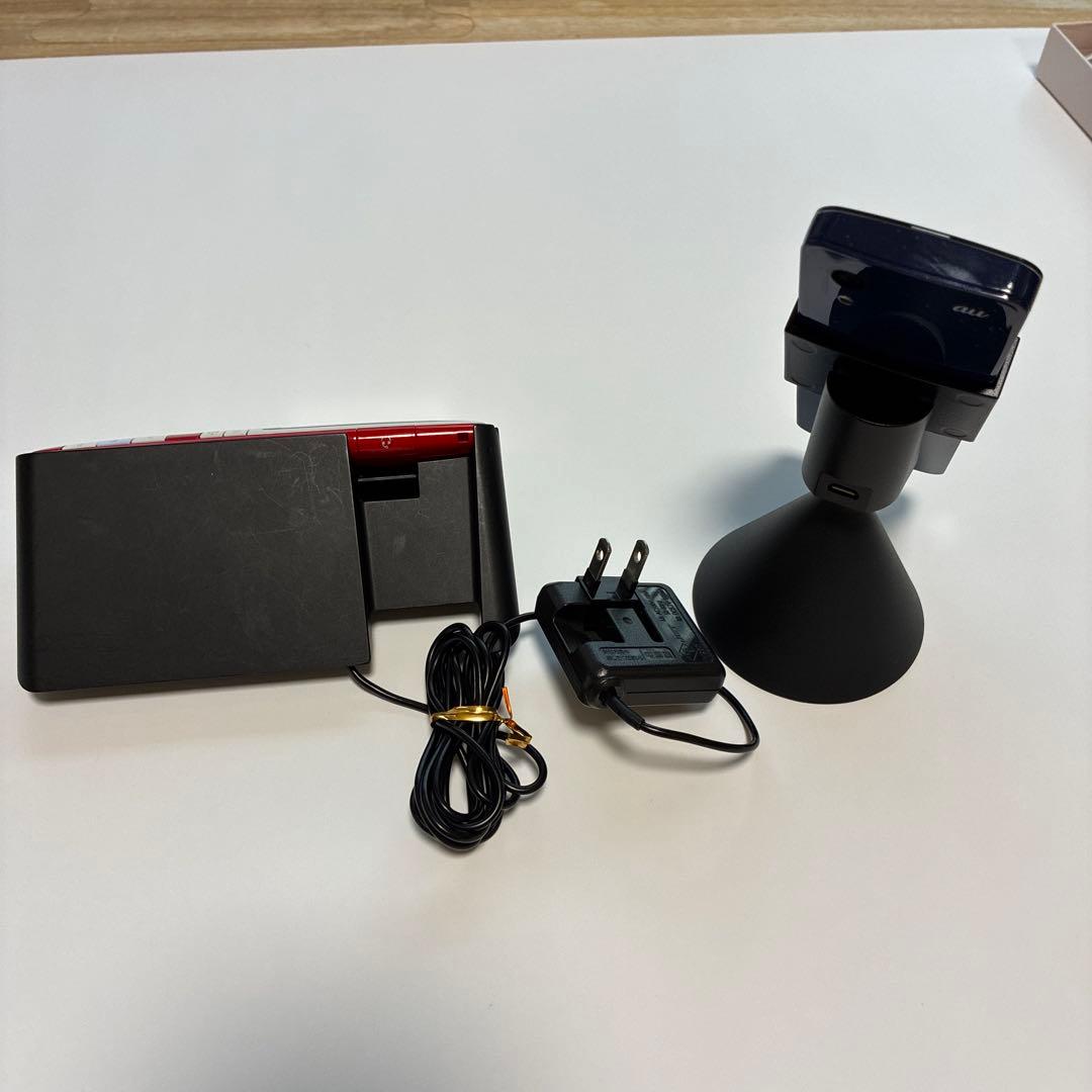 INFOBAR おまとめ6点 バッテリー無し 充電器 2点、箱1点