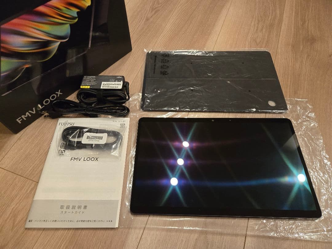 訳あり特価処分】箱・付属品有 ほぼ未使用品 富士通 FMV LOOX 75/G