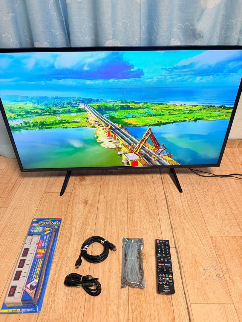 美品送料込‼️20年製！シャープ 42V型 液晶テレビ AQUOS裏番組