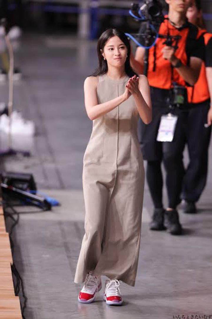 Air Jordan 11 Retro Cherry 広瀬すず着用 - メルカリ