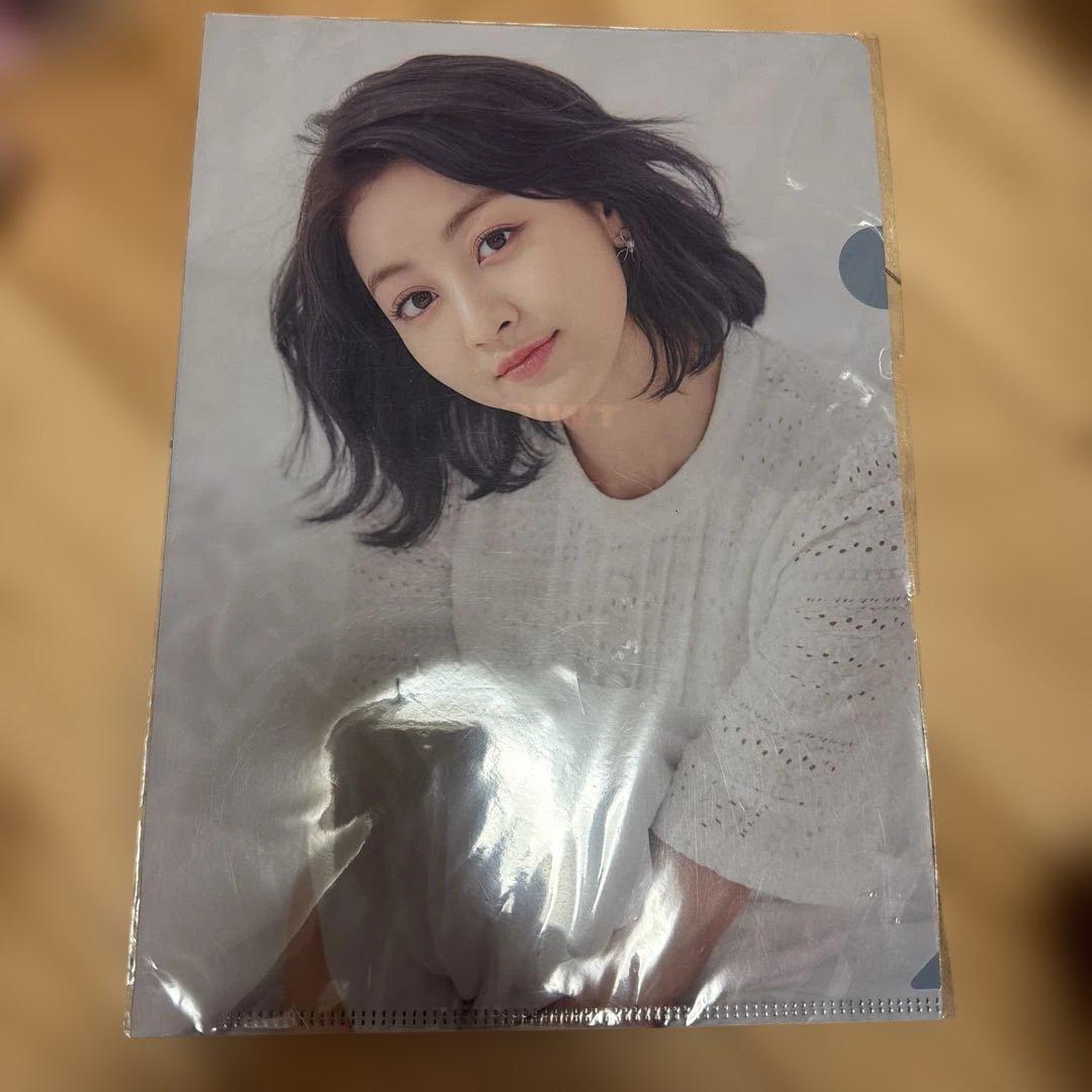TWICE ジヒョ クリアファイル - メルカリ