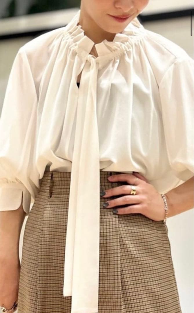 Tomorrowland Ballsey シアートロ フリルネックブラウス - メルカリ