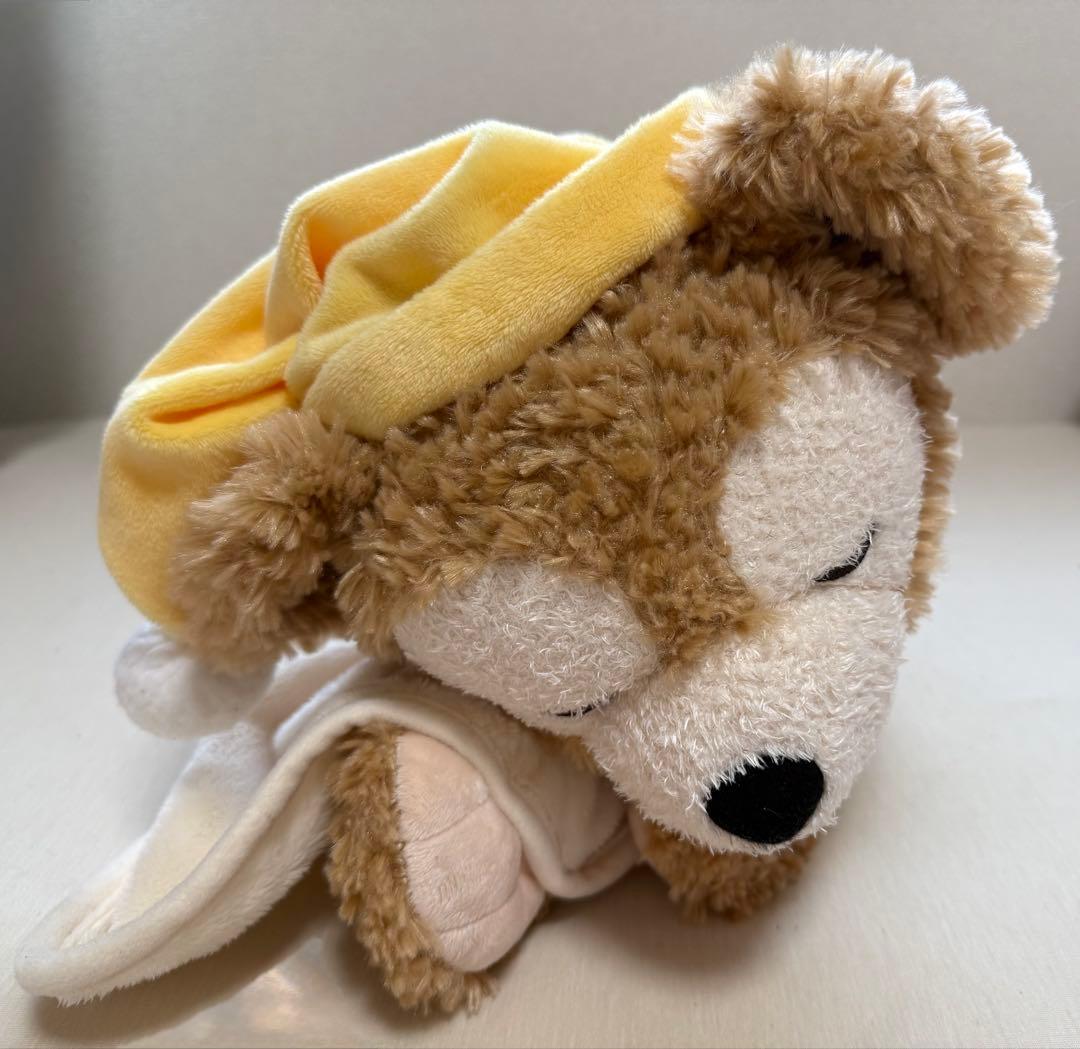 美品】ダッフィー スウィート・ドリームス 抱き枕 ぬいぐるみ - メルカリ