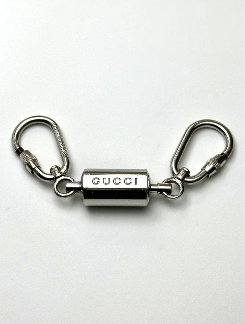 GUCCI シルバー フック付きキーホルダー - メルカリ