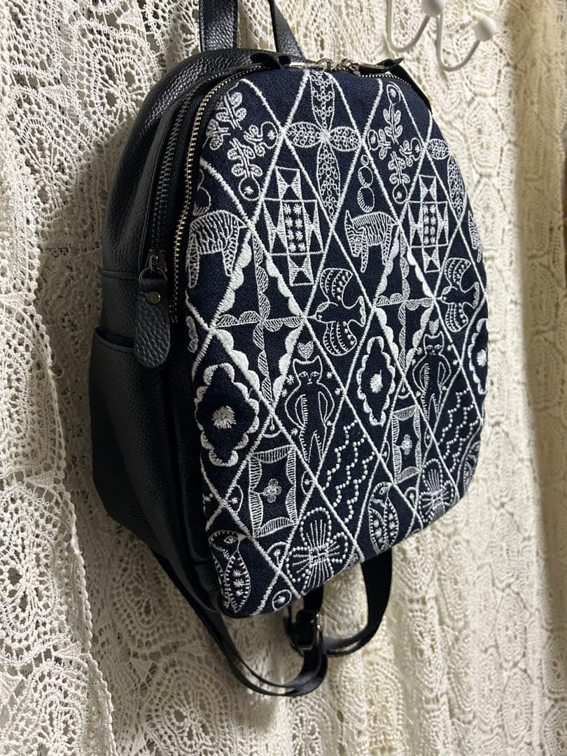 51005A ミナペルホネンハーフハンドメイド本革リュック シンフォニー