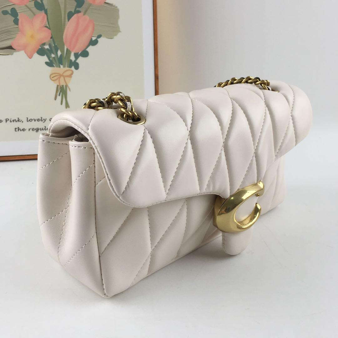 coach コーチ タビー ショルダー バッグ 26・キルティング ブラック 白