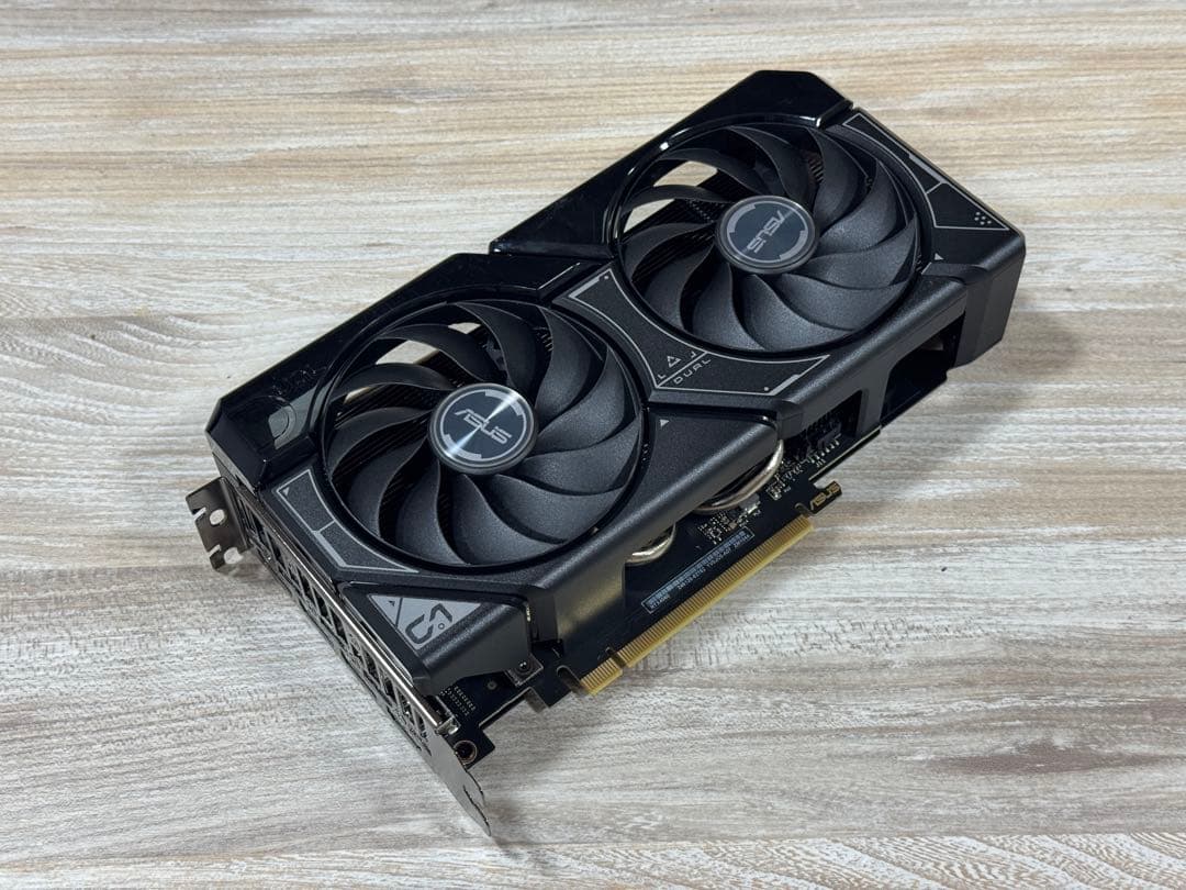 ASUS DUAL-RTX4060-08G グラフィックボード ASUS Dual GeForce RTX™ 4060 OC Edition 8GB GDDR6 | Graphics Card