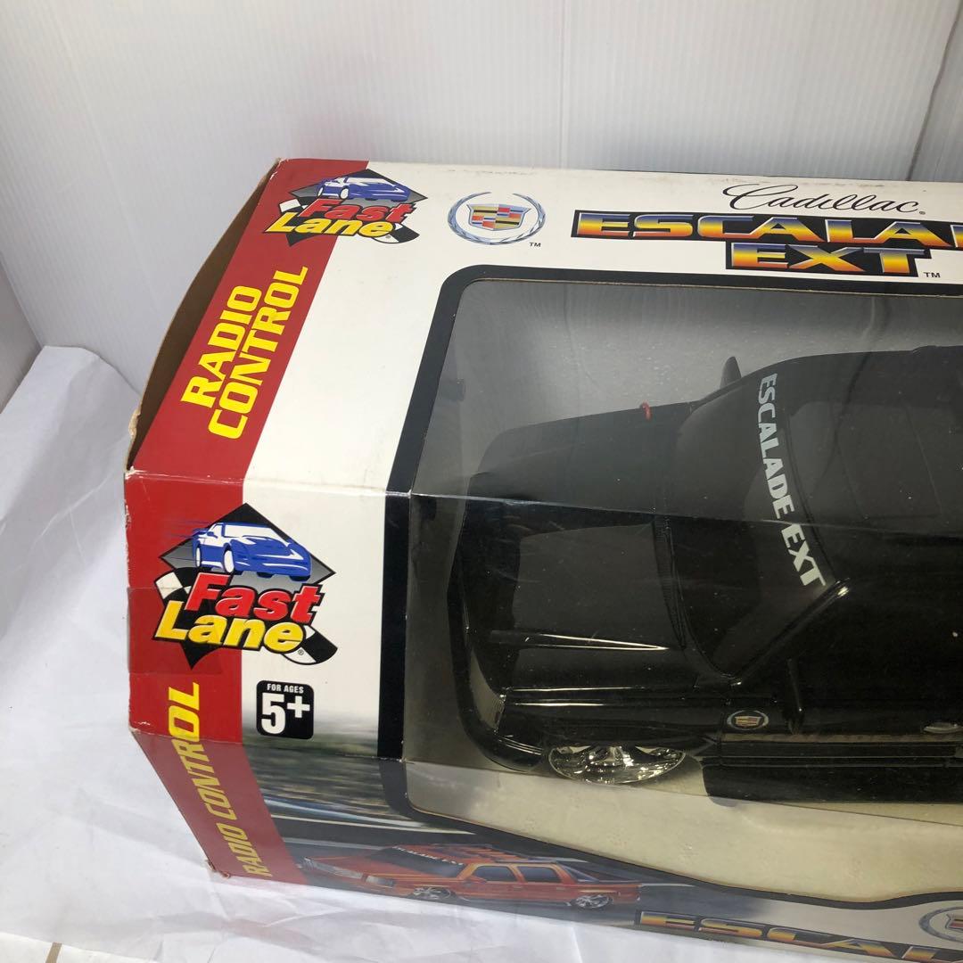 Cadillac Escalade EXT ミニカー キャデラック エスカレード - メルカリ
