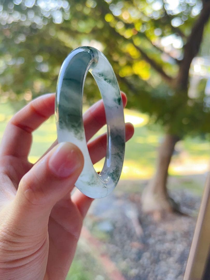 氷飄花 翡翠色バングル 新疆産天然天山翠玉 氷翠バングル 55.5 訳