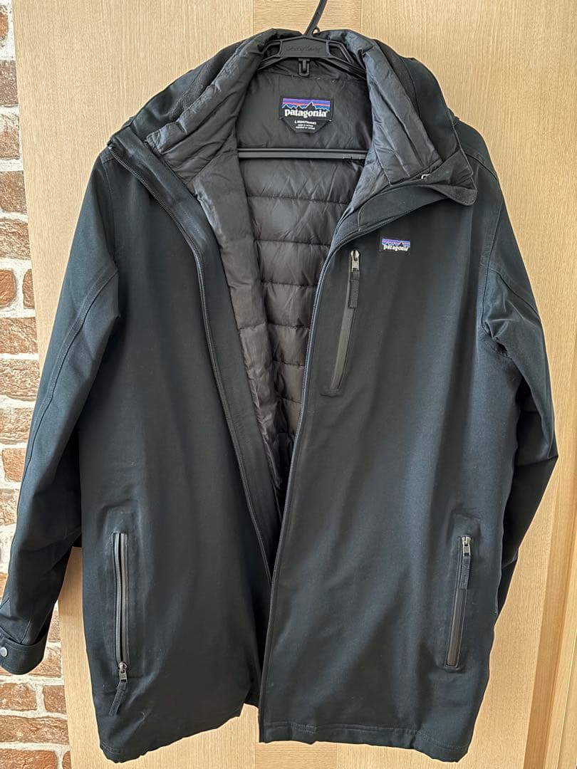 patagonia ブラック ダウンジャケット Lサイズの通販はau PAY