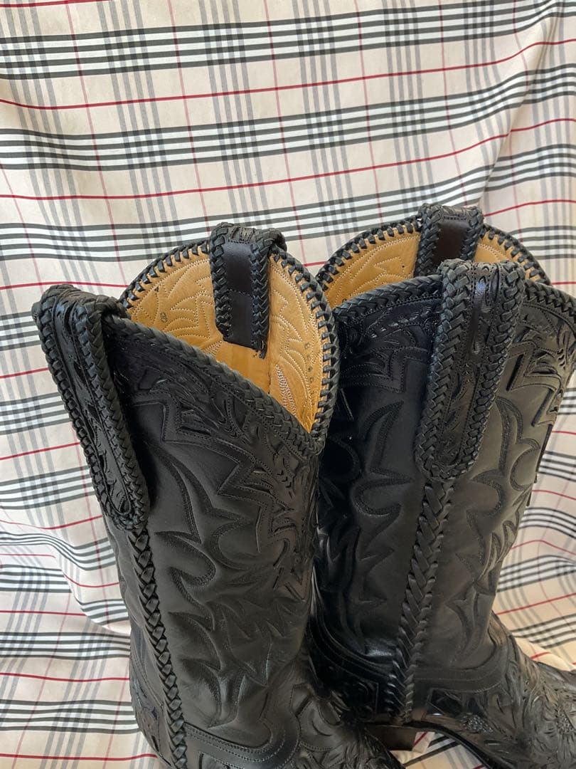 ブラック・エンボス　ウエスタンブーツ　　厚底　23.5cm　　　　　　1830