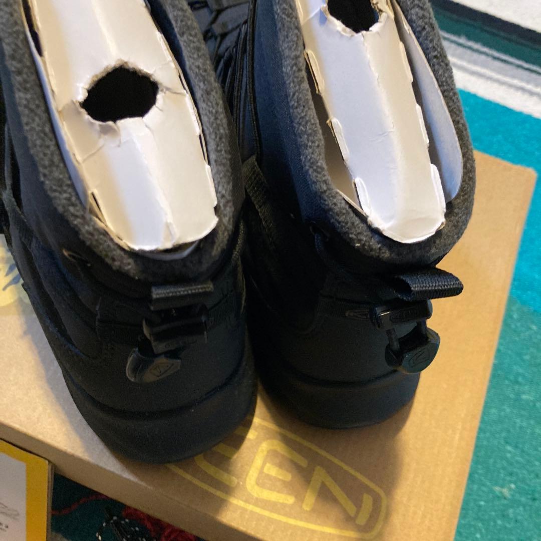 ス*ー様 KEEN UNEEK SNK CHUKKA WP 26.5cm BLA