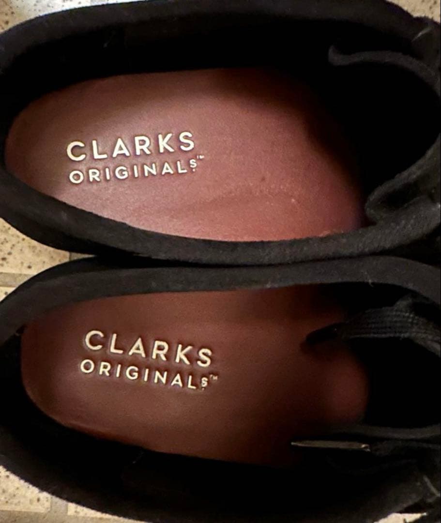 クラークスオリジナルズ ワラビー ブラック 22.5cm