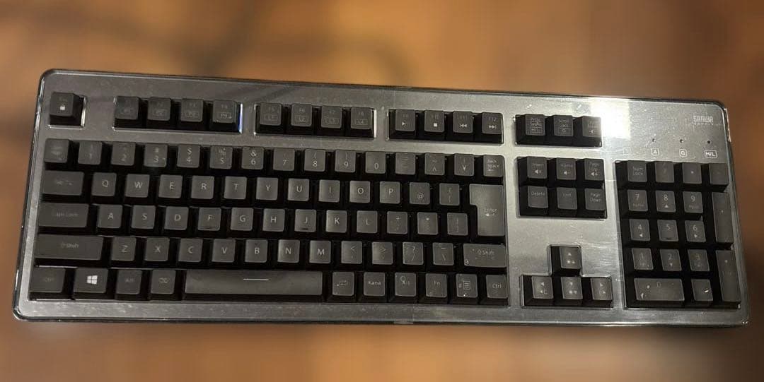 iiyama ディスプレイ24インチ SANWAキーボード 別売り可能 - メルカリ