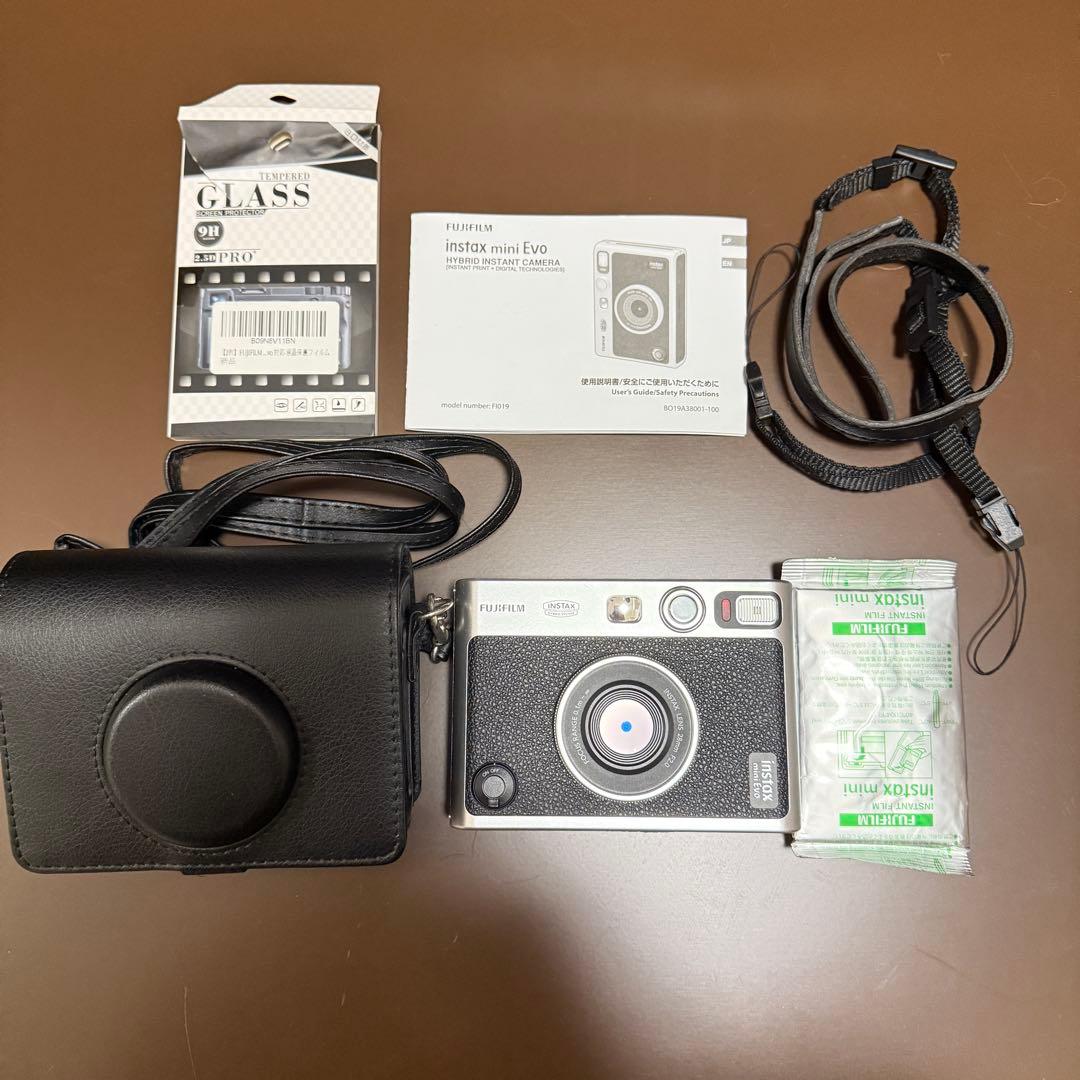 Fujifilm instax mini EVO レザーケース付き 富士FUJIFILMインスタントカメラチェキinstax mini EVO用保護レザー