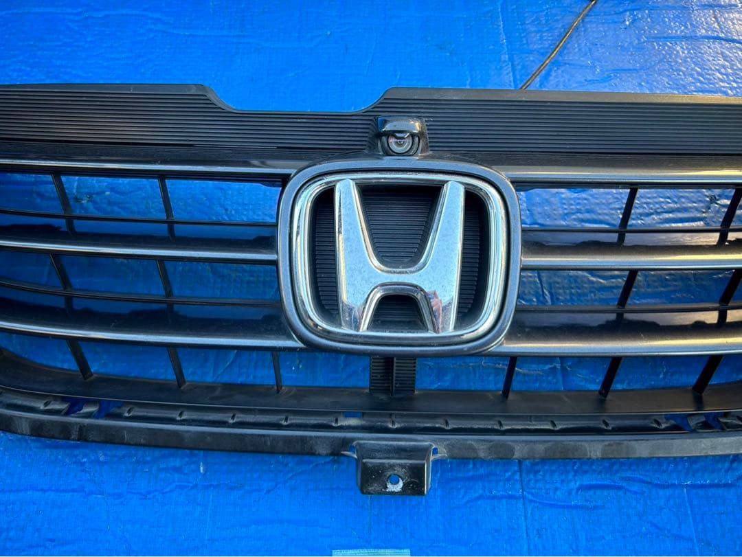 ホンダ オデッセイ RB3 フロントグリル カメラ付き - メルカリ