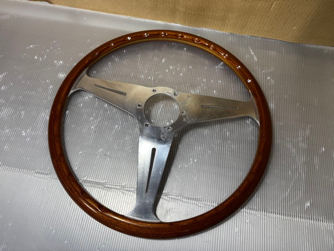 38.5mm ナルディクラシックウッドステアリングハンドル CD83