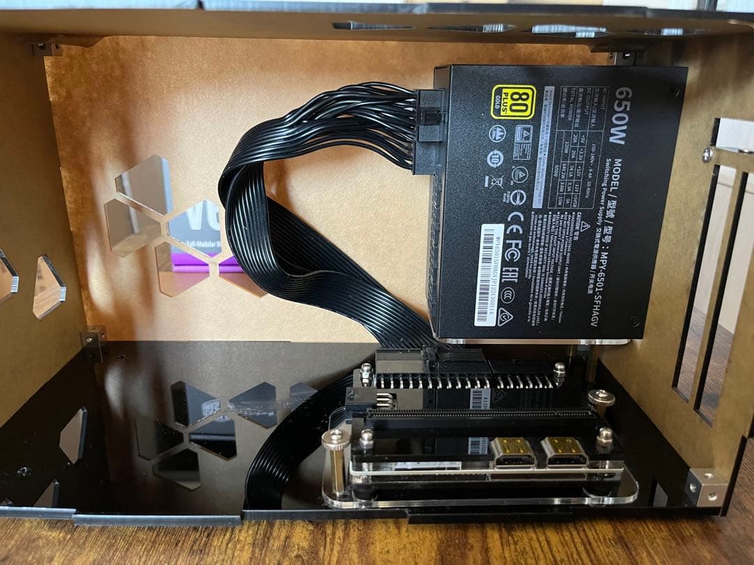 極美品 ミニPC使用可能 電源付き 外付けGPUドック - メルカリ