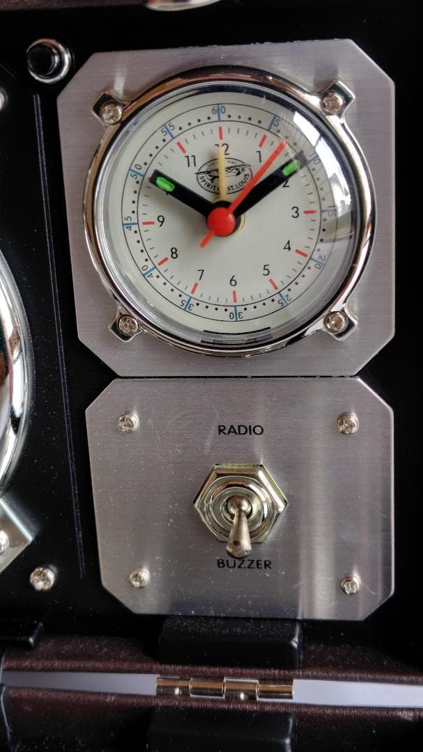希少）スピリットオブセントルイス ラジオアラームロック AM/FM（裏面