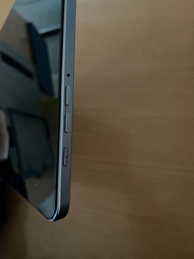 HEAD WOLF タブレット HPAD2PRO(ケース付)SIM適応