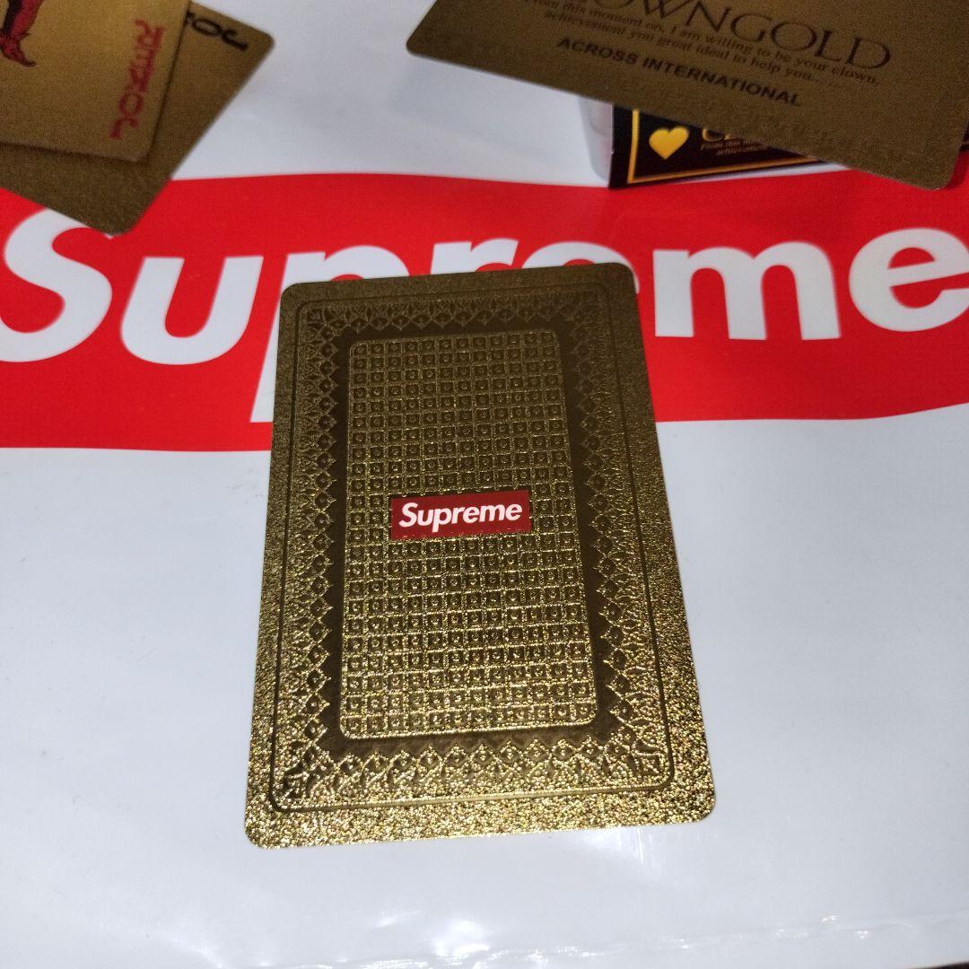 シュプリーム supreme ゴールドトランプ 1枚 - メルカリ