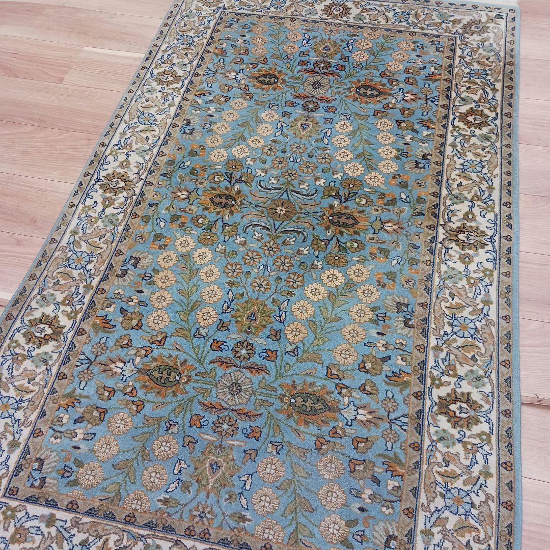 Y3135 高級トルコ絨毯 ウール 手織り 160×93㎝ 小花柄 Y3135 高級トルコ絨毯 ウール 手織り 160×93㎝ 小花柄