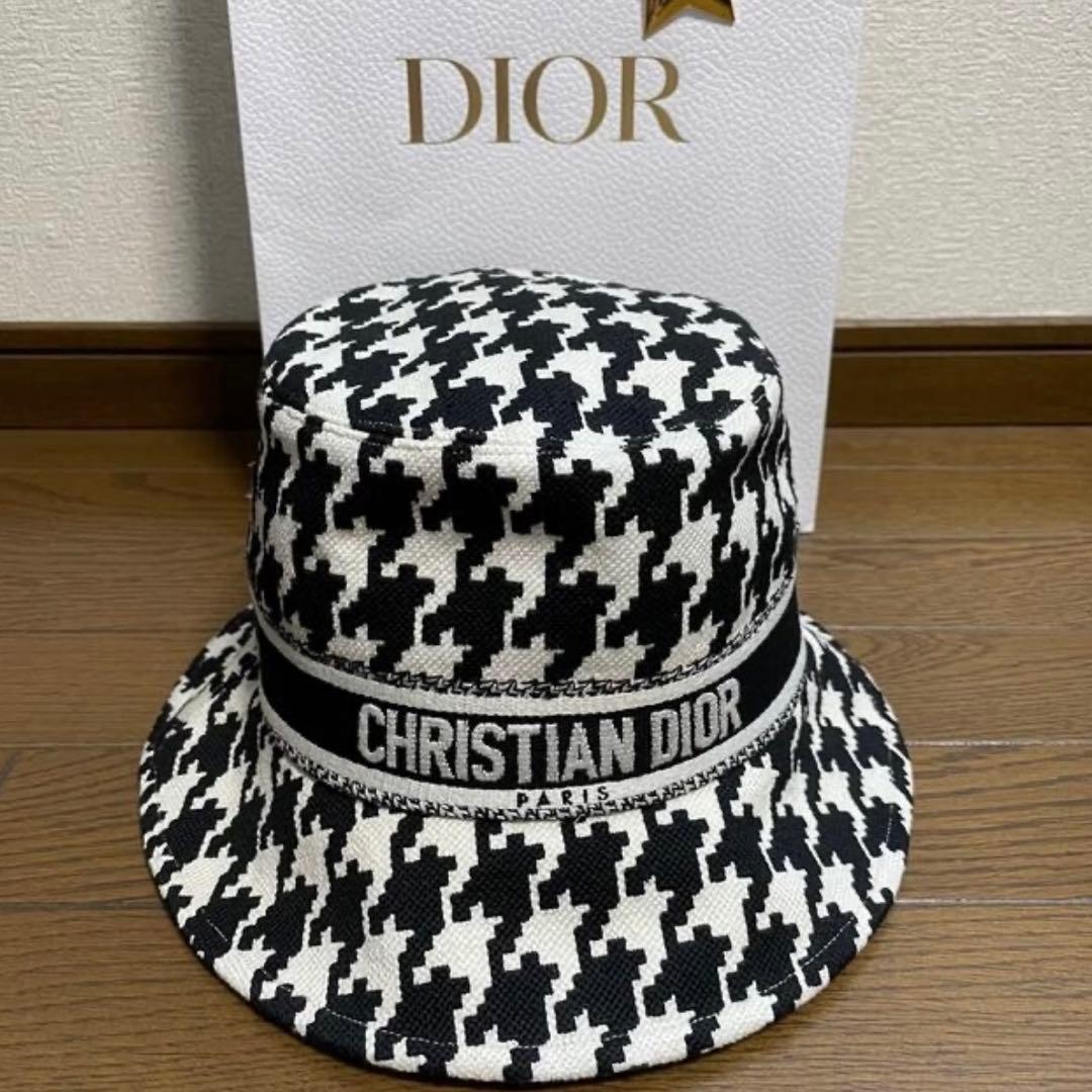 Christian Dior】 ディオール 千鳥格子柄バケットハット - メルカリ