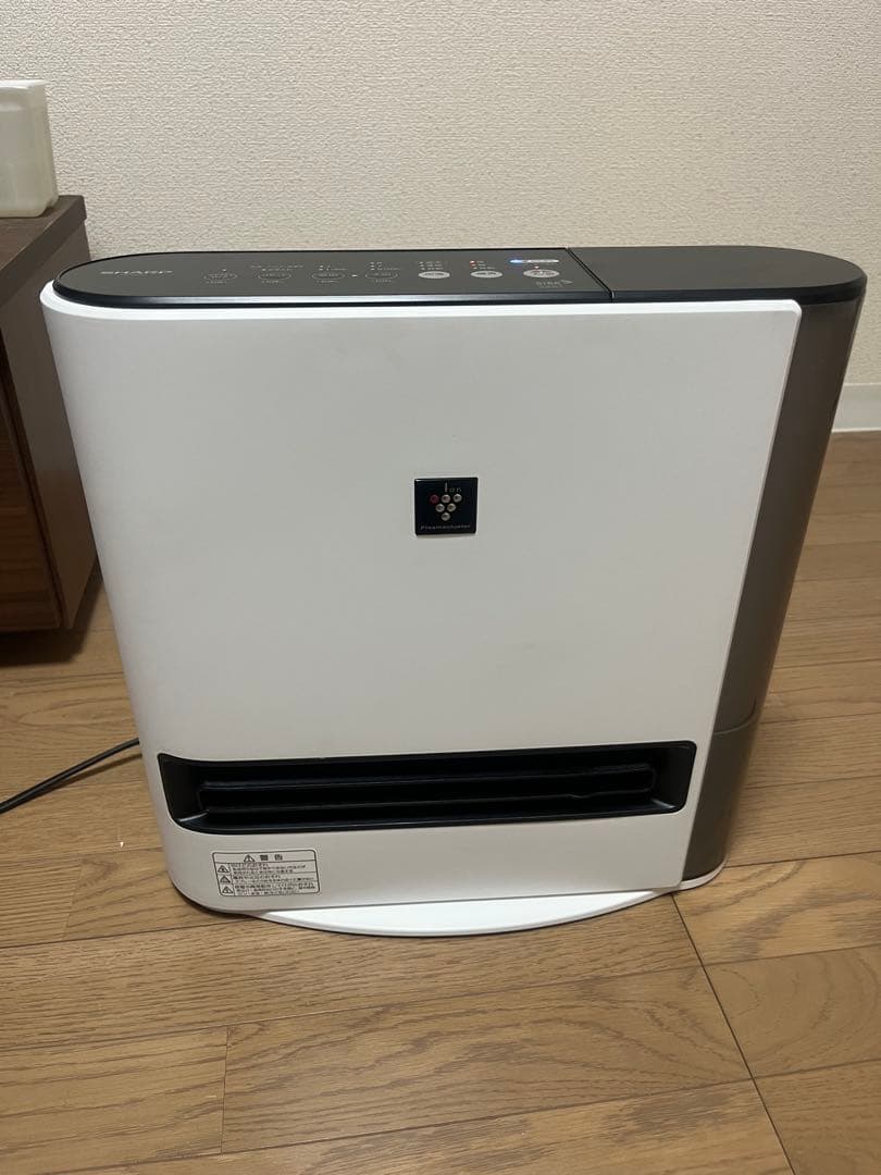 SHARP 加湿セラミックファンヒーター HX-RK12-W 2022年製 Amazon | シャープ プラズマクラスター 加湿 セラミックファンヒーター