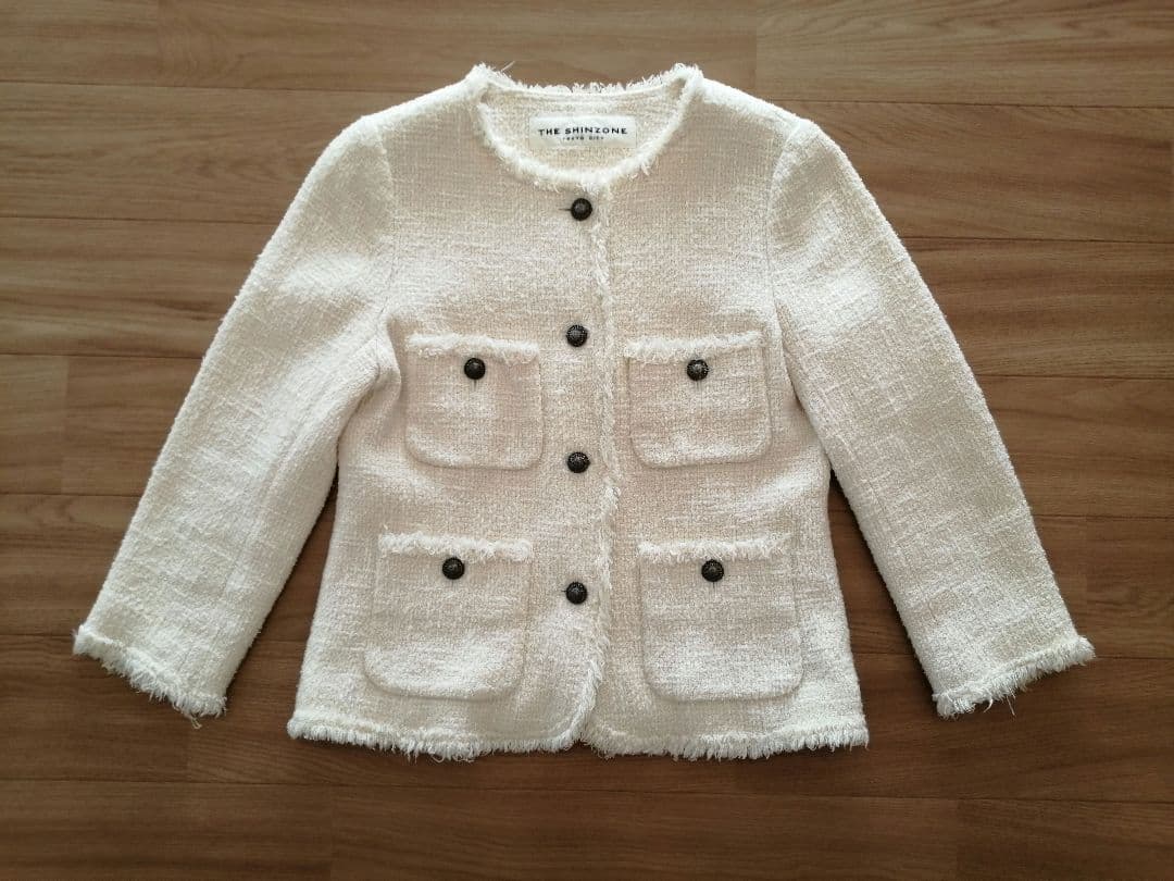THE SHINZONE ノーカラージャケット ツイード シルク混 36 白 - メルカリ