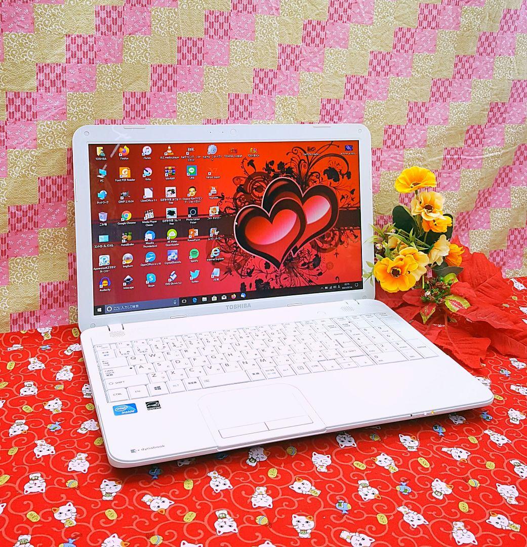 極上品♥大人気♥高速Corei3搭載♥ホワイト色♥新型Win11搭載♥動画編集
