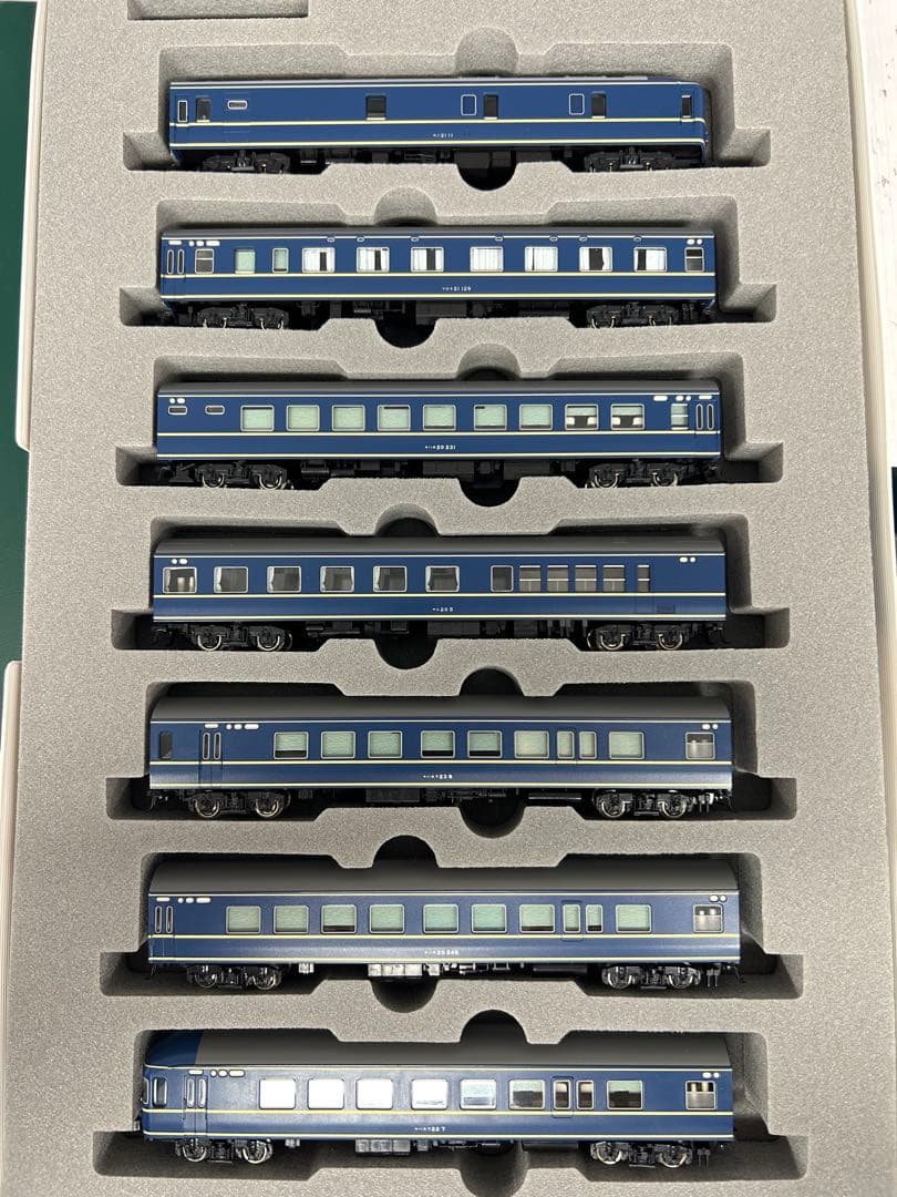 KATO 10-366 20系 寝台客車 7両セット Amazon | KATO Nゲージ 20系 基本 7両セット 10-366 鉄道模型 客車