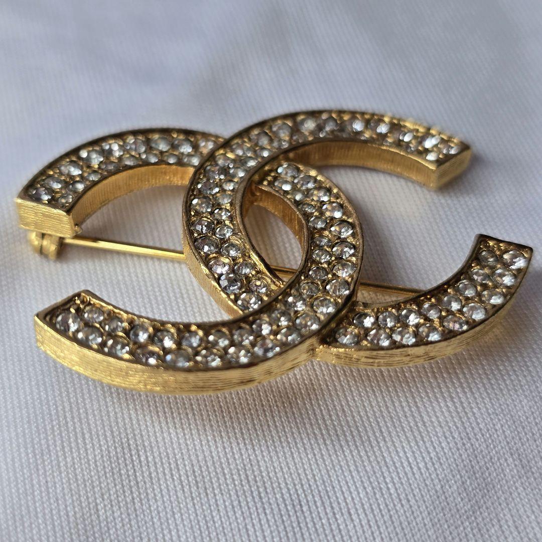 シャネル ブローチ ココマーク ラインストーン ゴールドカラー