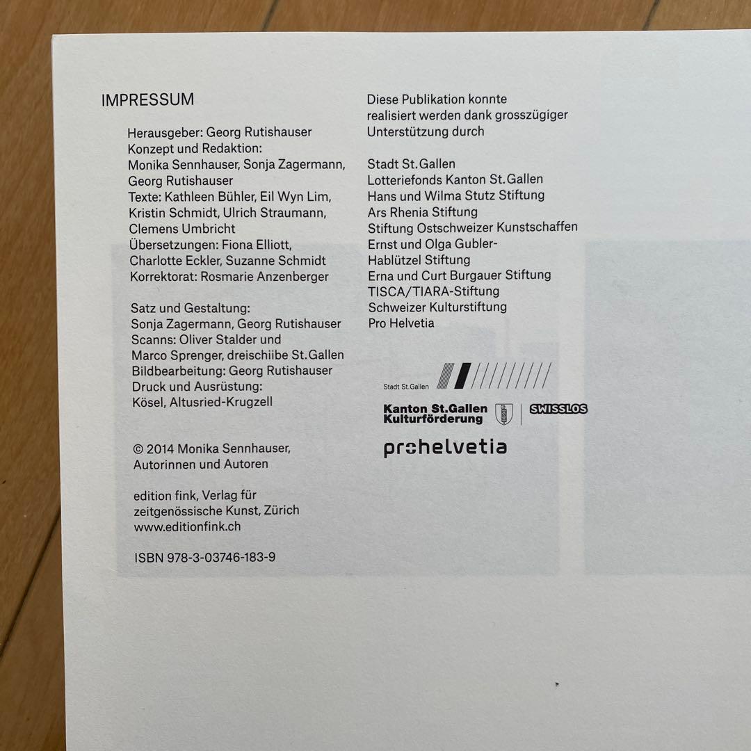 Monika Sennhausen 本　カタログ