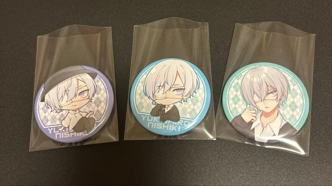 雪白にしき 缶バッジ アクキー - メルカリ