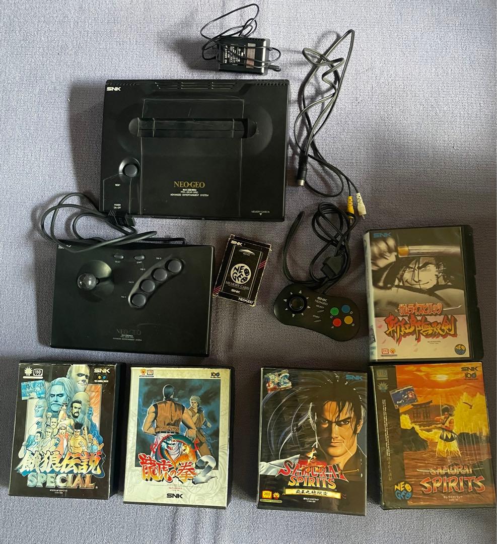 動作良好 ネオジオ本体、コントローラー2個、ロムカセット5個
