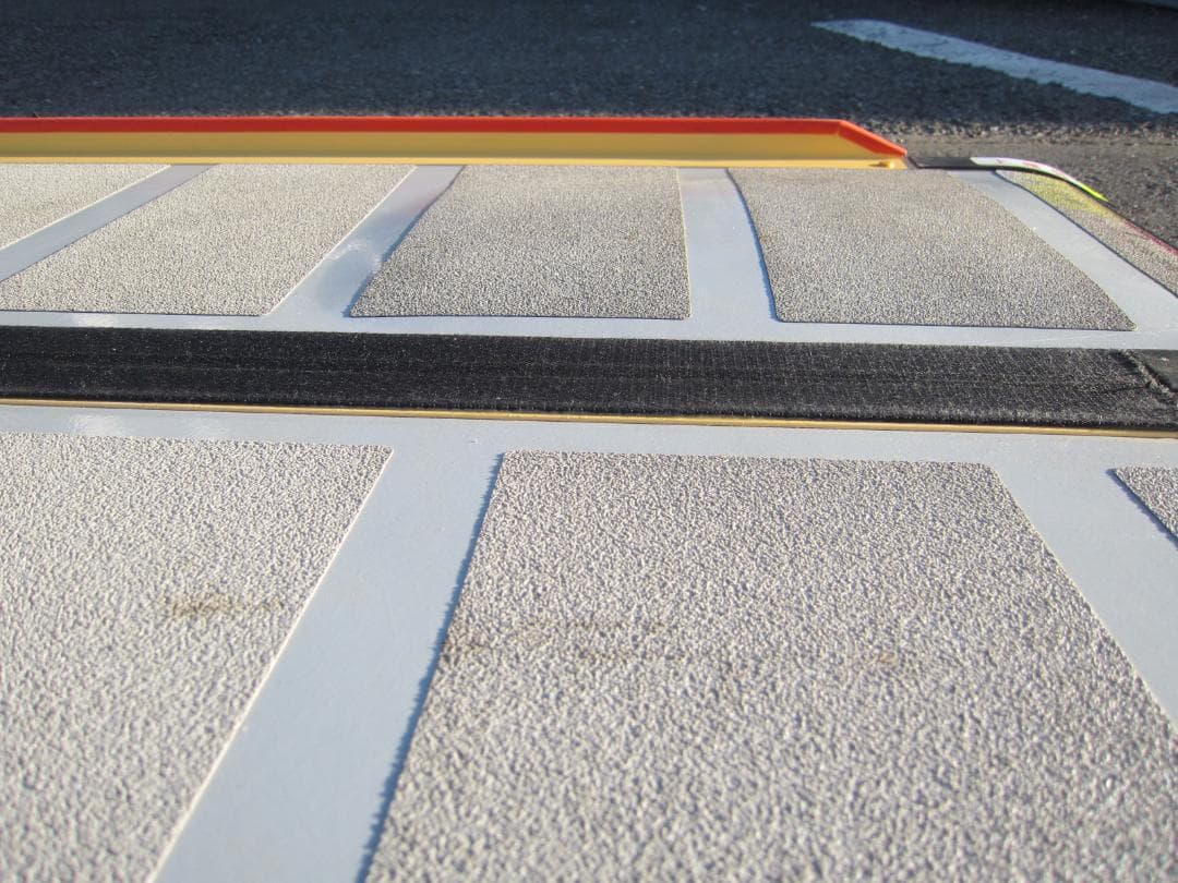 ①超硬美品 ケアスロープ 1.75M 175cm 簡易洗浄済 定価12万 送料込