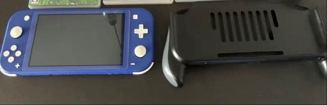 2024年購入Switch Lite 本体 ＋ ソフト6本 ＋ グリップケース付 2024年購入Switch Lite 本体 ＋ ソフト6本 ＋ グリップケース付 - メルカリ