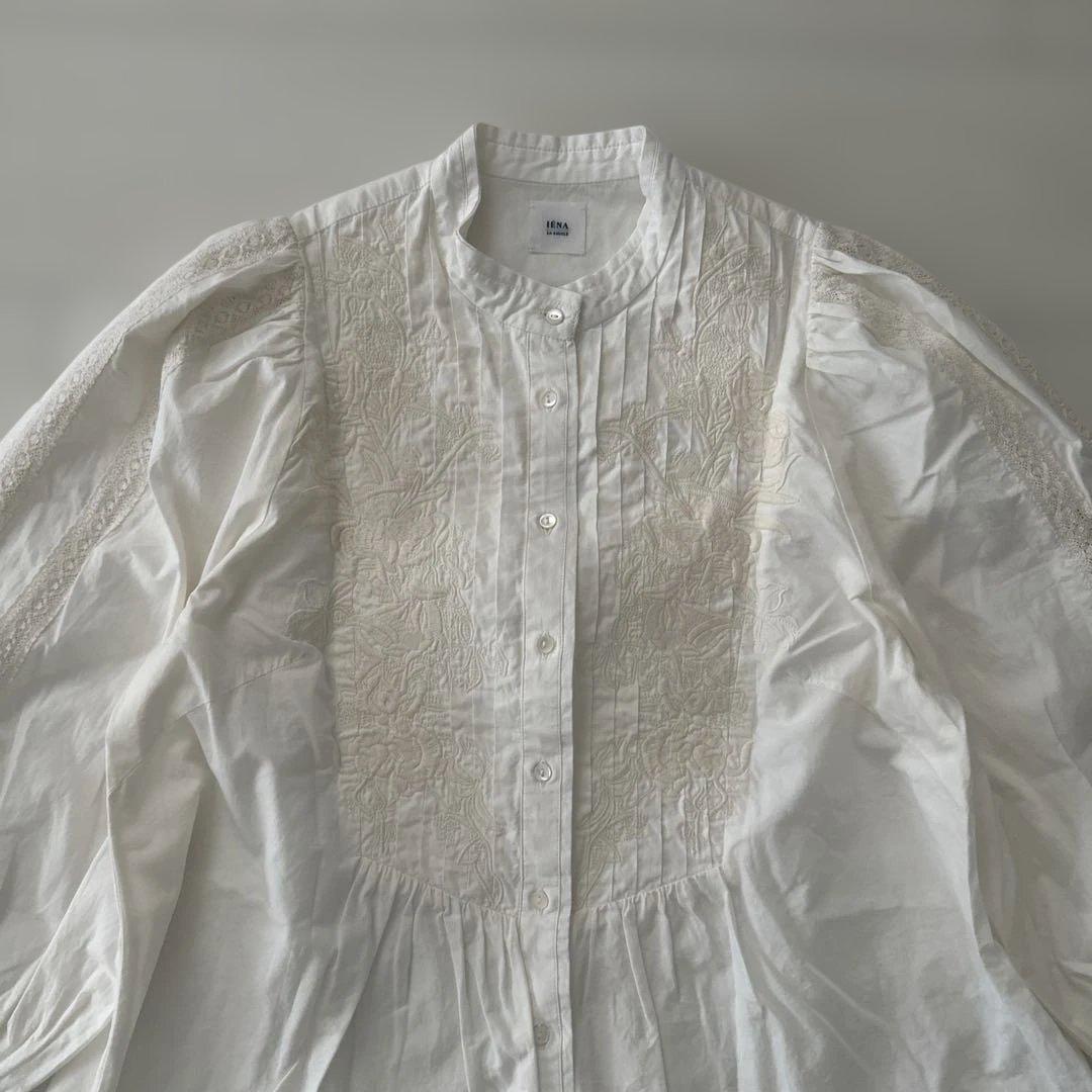 24AW IENA LA BOUCLE ピンタックエンブロイダリーブラウス - メルカリ