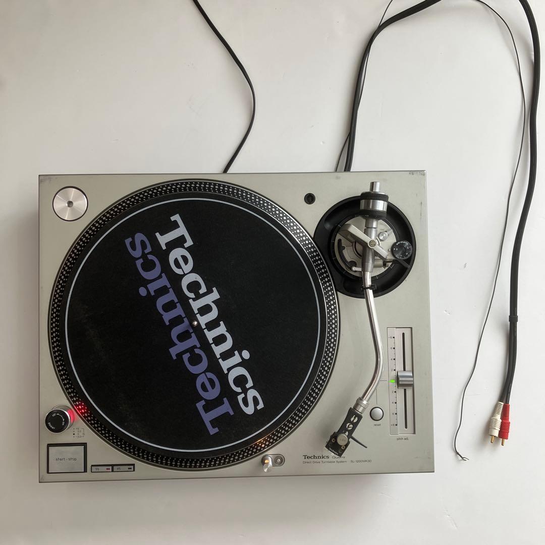 ボンクラ)Technics ターンテーブル　SL-1200MK3D 中古品のTechnicsのターンテーブル、SL-1200MK3Dのご紹介です。